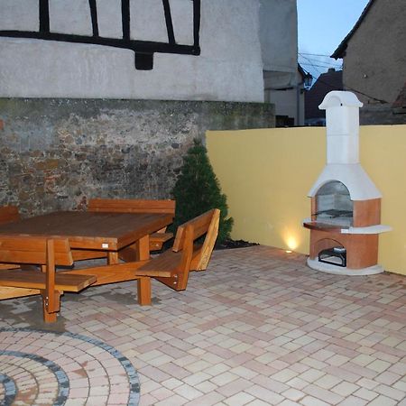 Maison A Colombage De 1602 Wintzenheim Exteriör bild